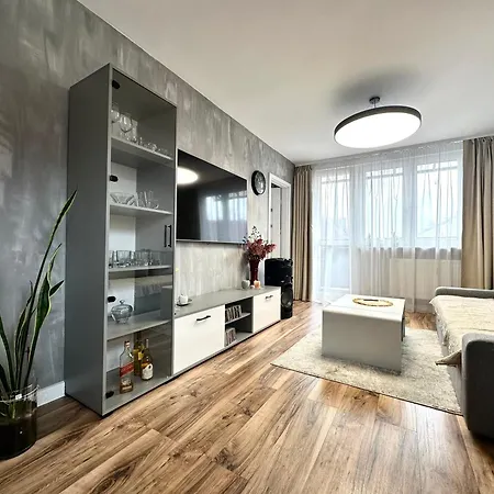 Rynek - Self Check-in 20h Apartment Olesnica (Lower Silesia)
